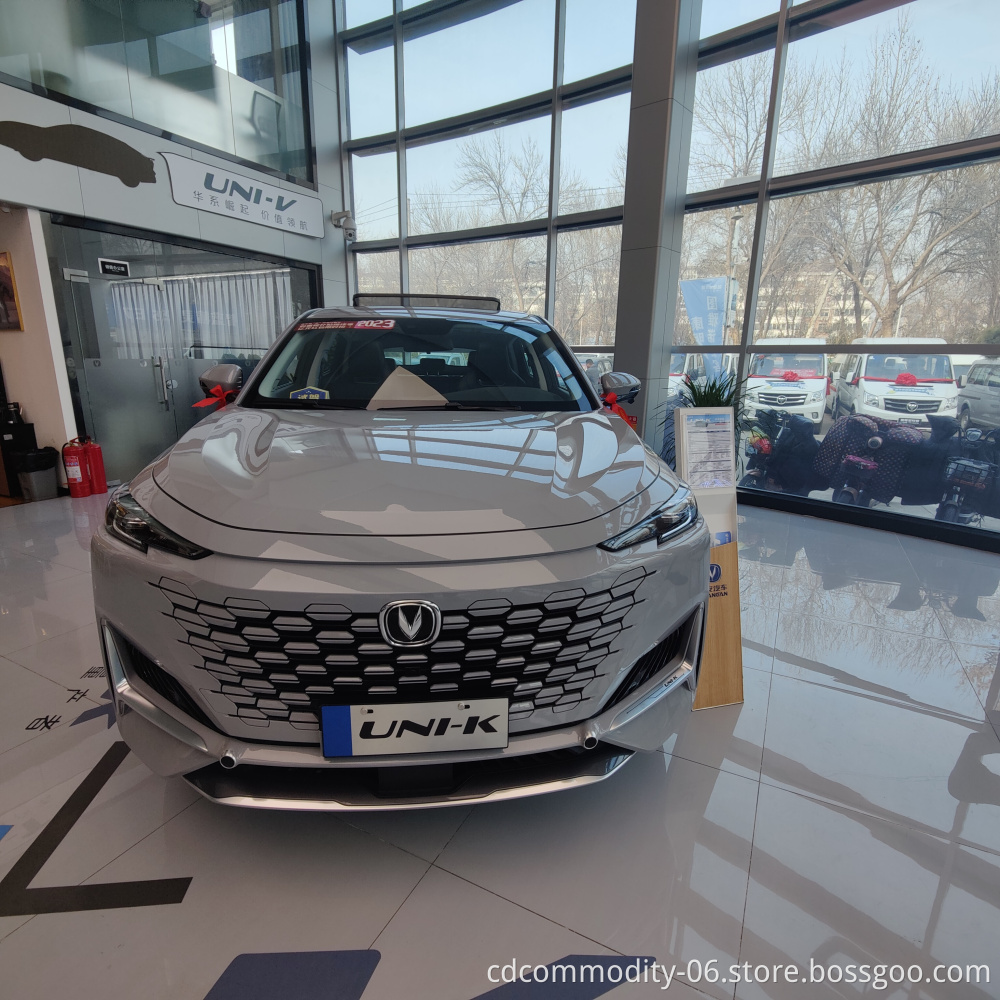 2023 Jahr Changan Uni-K 2WD 2,0T 236 PS gute Benzin-Autos